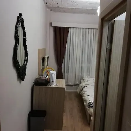 Appartamento Taksim'de Balkonlu Studyo Daire *